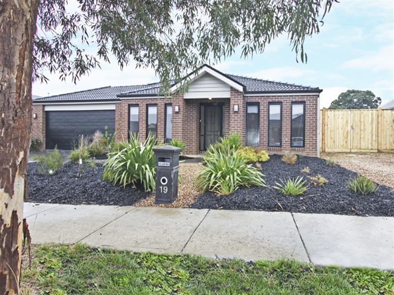 19 Counthan Terrace, Doreen VIC 3754