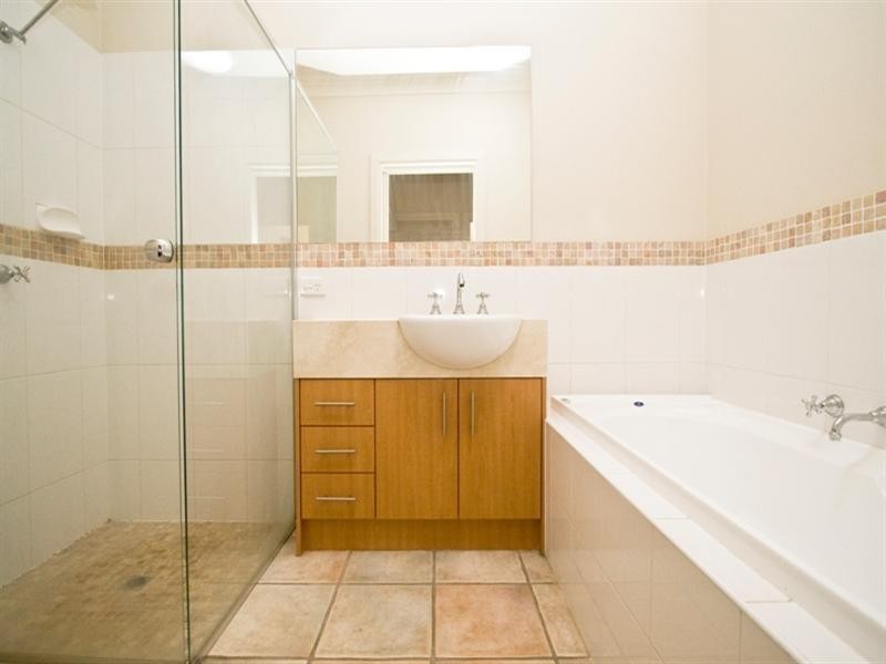 8/31-33 Old Aqueduct Road, Diamond Creek VIC 3089