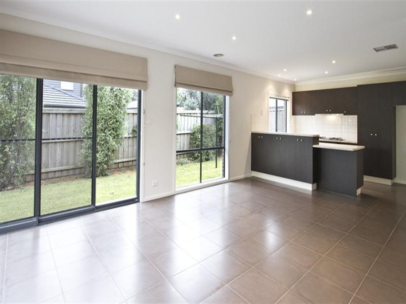 7 Keys Street, Doreen VIC 3754