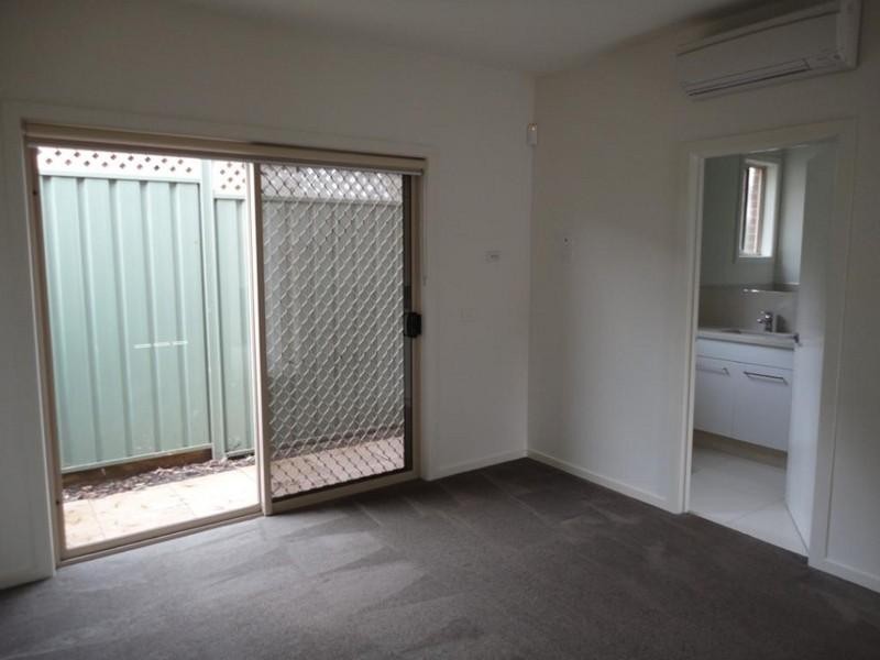 3/71 Plenty Lane, Greensborough VIC 3088