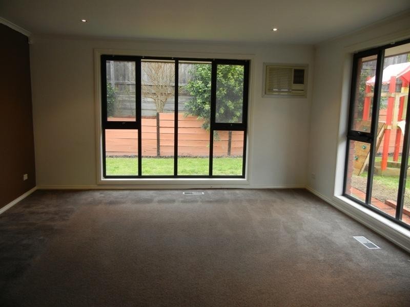 62 Brentwick Drive, Greensborough VIC 3088