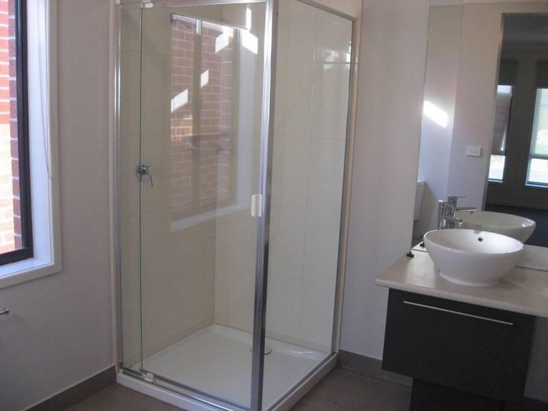 17 Breakwater Drive, Doreen VIC 3754