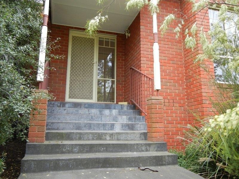 6/95 Nell Street, Greensborough VIC 3088