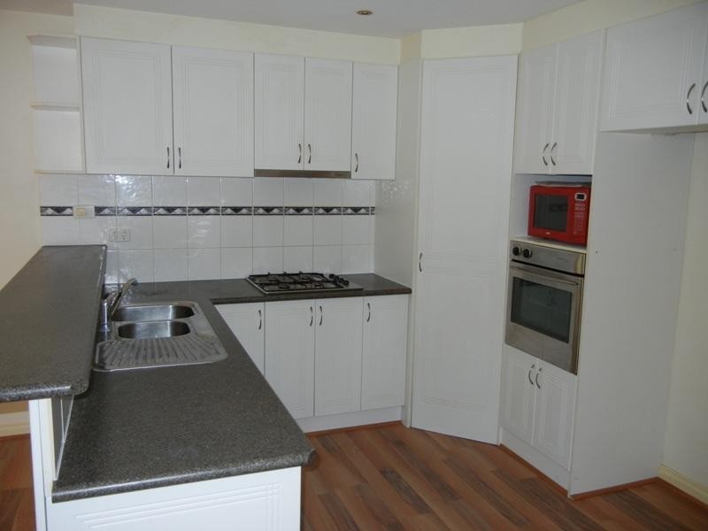 6/95 Nell Street, Greensborough VIC 3088