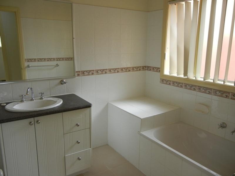 6/95 Nell Street, Greensborough VIC 3088