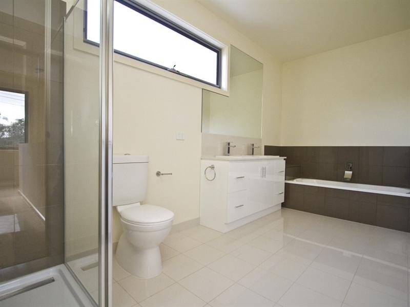 4D Maskell Crescent, Lower Plenty VIC 3093