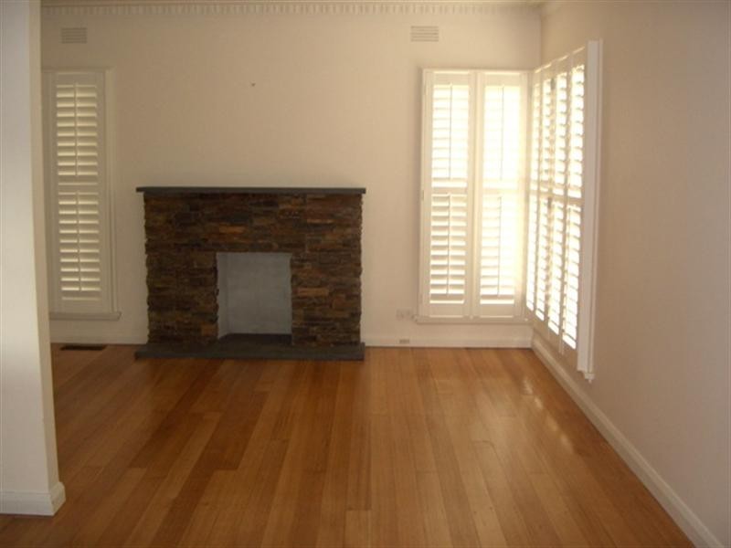 275 Elder Street, Greensborough VIC 3088