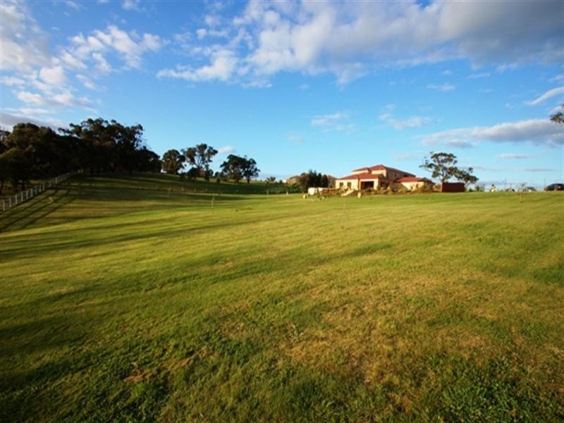 Hidden Valley VIC 3756