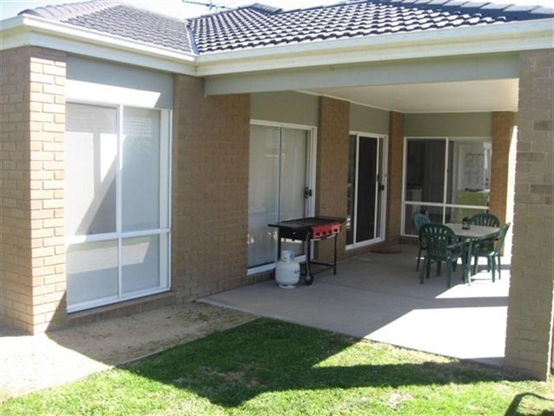 20 Serle Street, Doreen VIC 3754