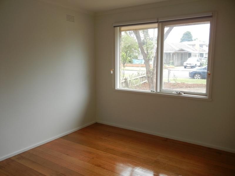 16 Nepean Street, Watsonia VIC 3087