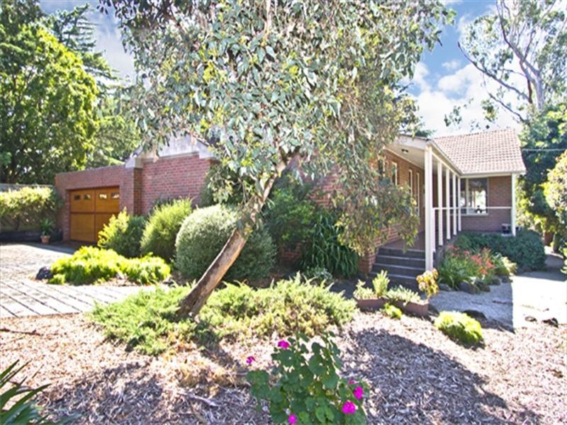 2 Panorama Avenue, Lower Plenty VIC 3093