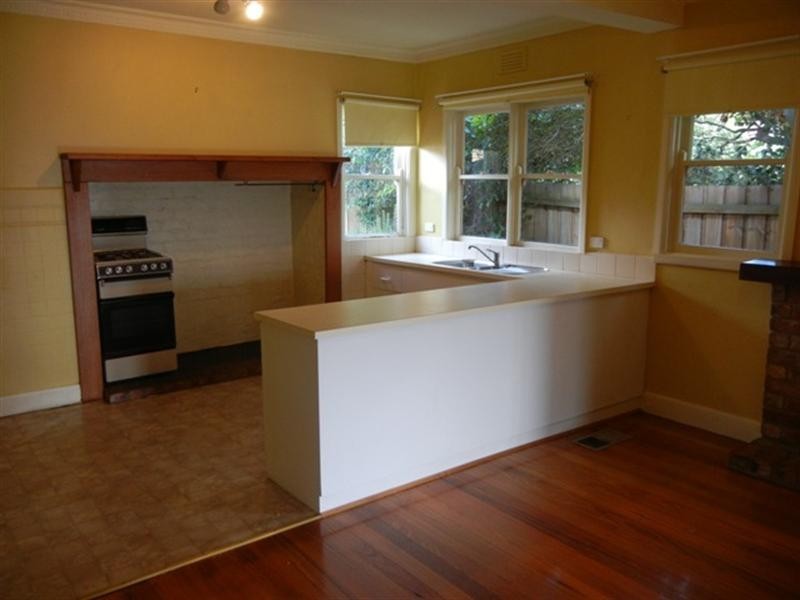 7 Leach Street, Briar Hill VIC 3088