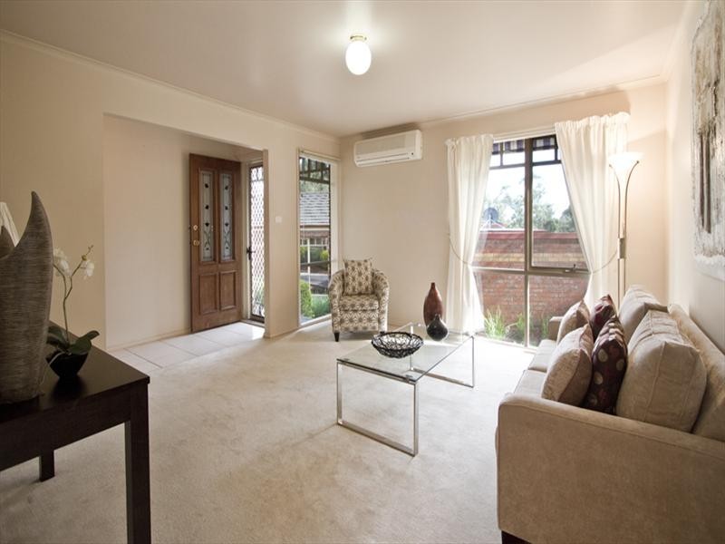 4/42 Shalbury Avenue, Eltham VIC 3095