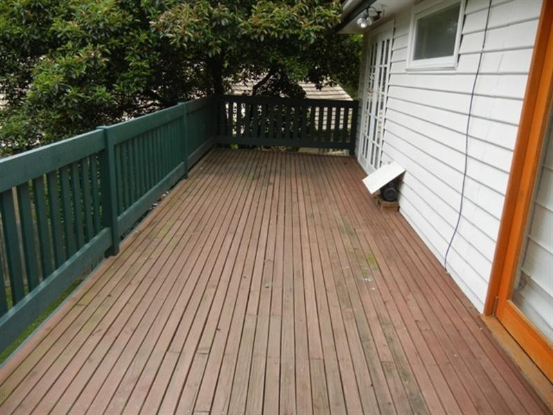 33 Bishop Avenue, Diamond Creek VIC 3089