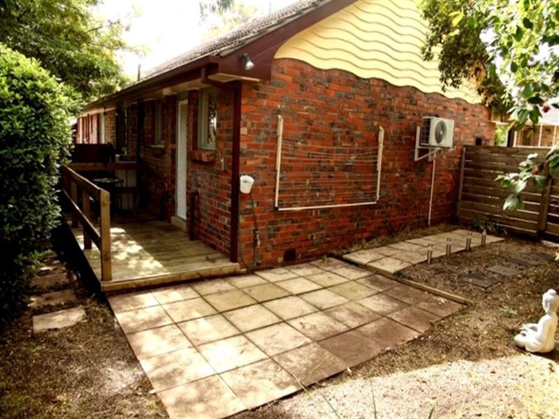 1/94 Mountain View Road, Montmorency VIC 3094