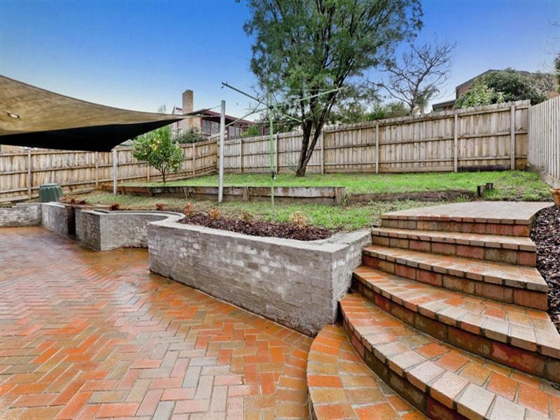 15 Booyan Crescent, Greensborough VIC 3088