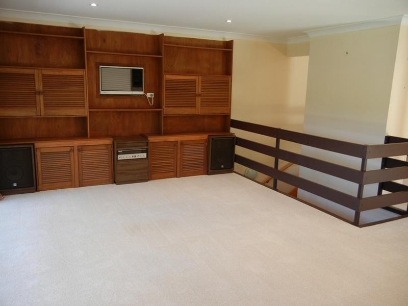 135 Karingal Drive, Briar Hill VIC 3088