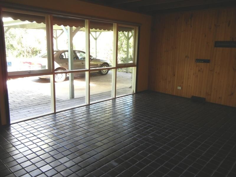 135 Karingal Drive, Briar Hill VIC 3088