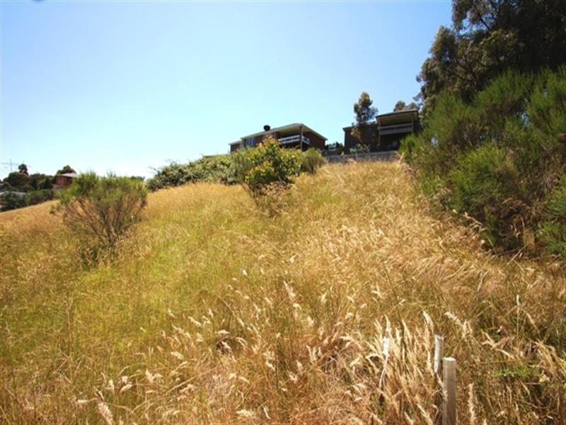 36 Kingfisher Drive, Diamond Creek VIC 3089