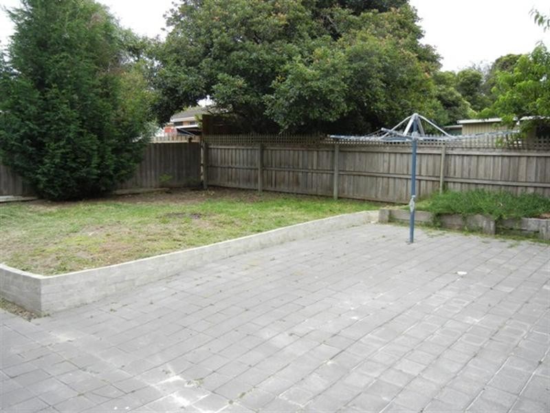 2 Westdale Court, Watsonia VIC 3087