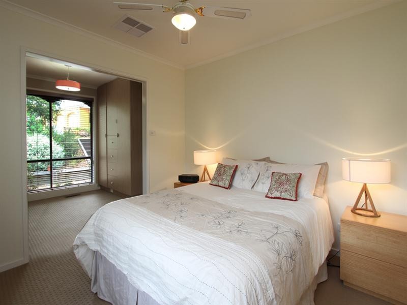 26 Tallow Wood Drive, Greensborough VIC 3088