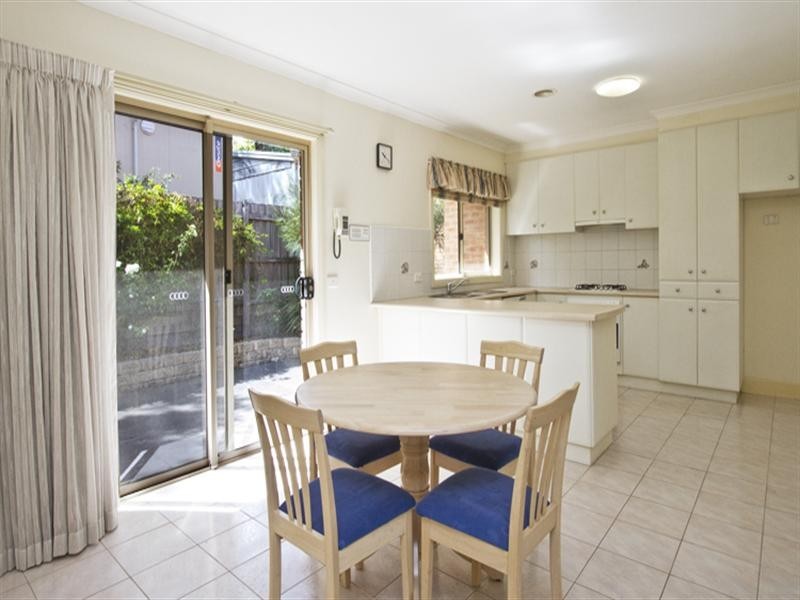 2/160 Main Road, Lower Plenty VIC 3093