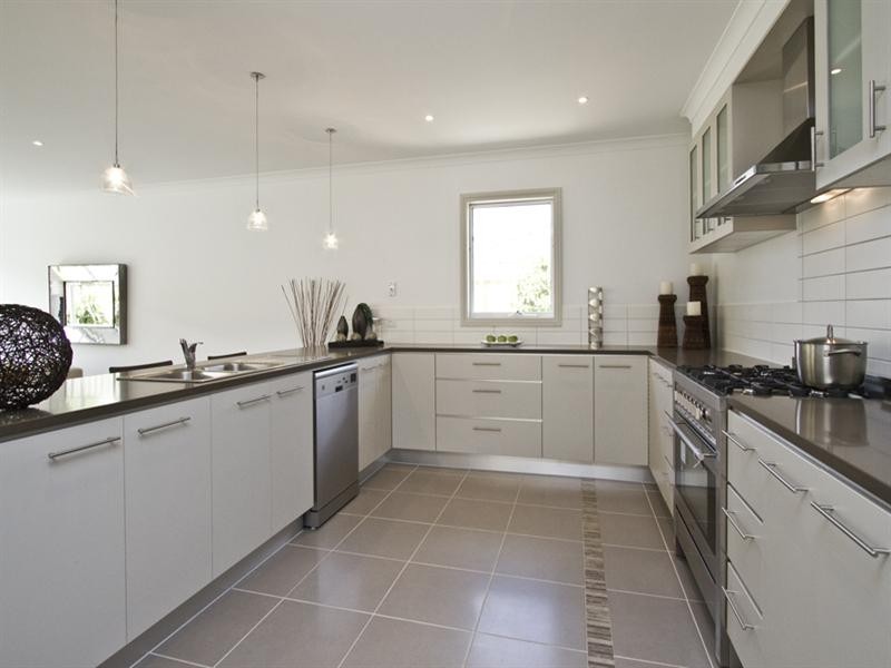 213 Cookes Road, Doreen VIC 3754