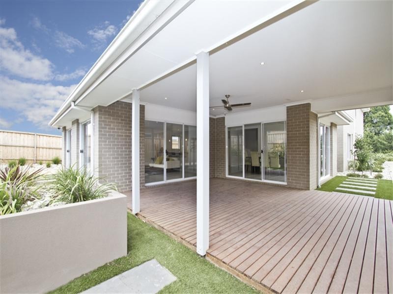 213 Cookes Road, Doreen VIC 3754