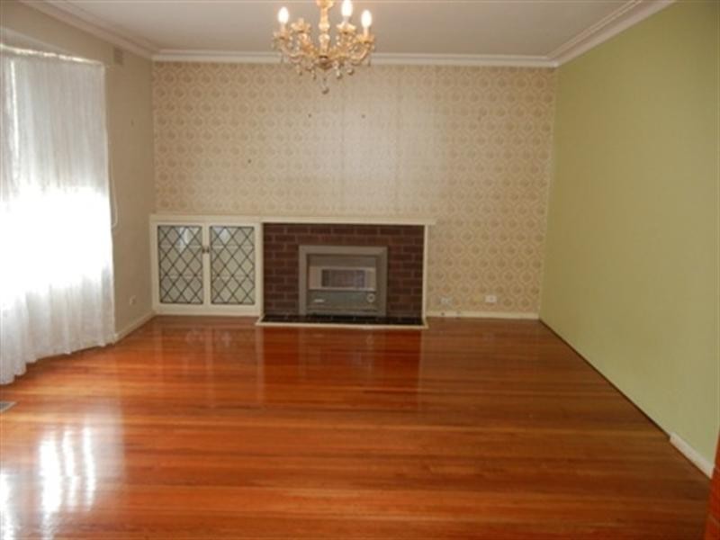 9 Tennyson Street, Watsonia VIC 3087