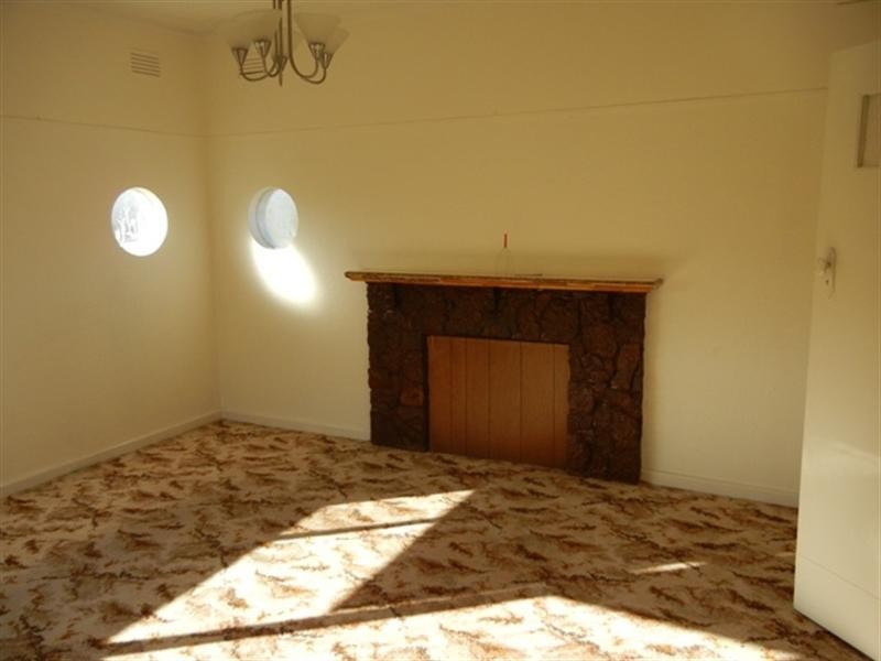 10 Hildebrand Road, Cottles Bridge VIC 3099