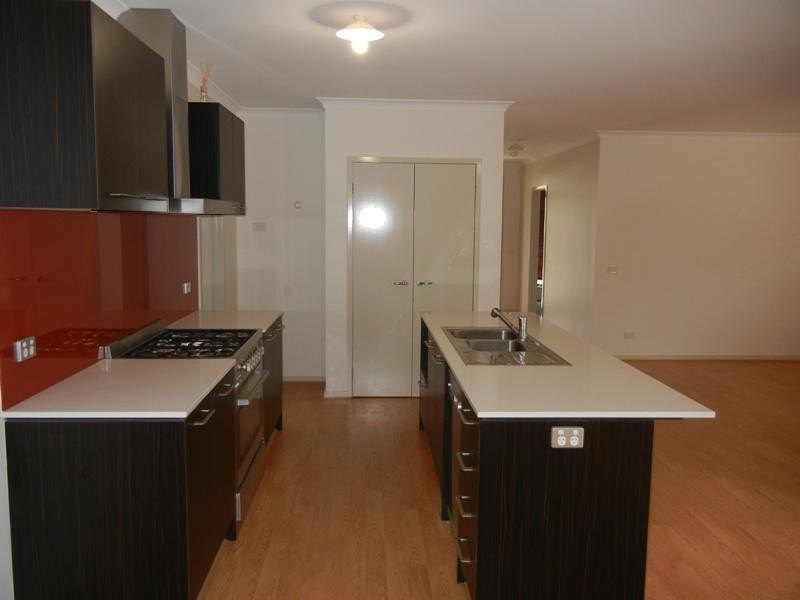 8 Lupin Street, Mernda VIC 3754