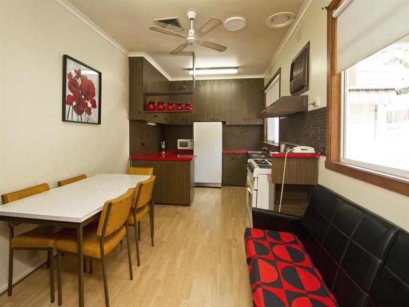 18 Virginia Court, Montmorency VIC 3094