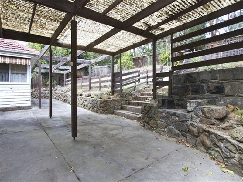 18 Virginia Court, Montmorency VIC 3094