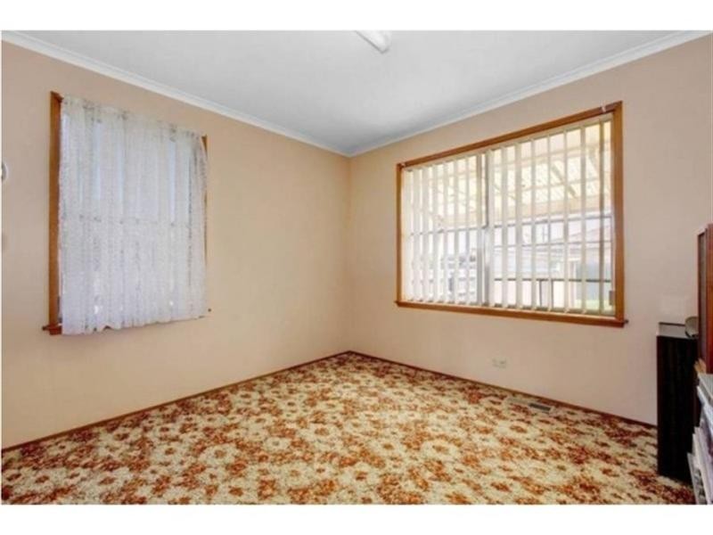 9 Macedon Avenue, Dallas VIC 3047