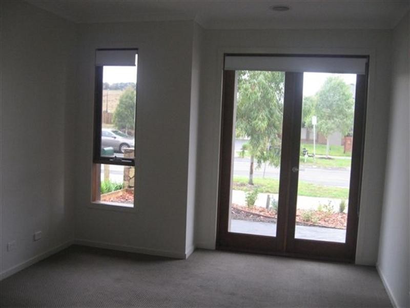 25 Eliot Avenue, Doreen VIC 3754