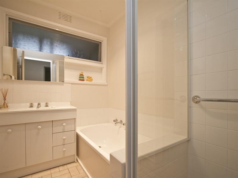 19 Alban Street, Montmorency VIC 3094