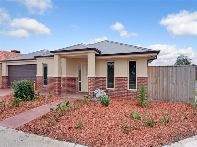 17 Nighthawk Boulevard, South Morang VIC 3752