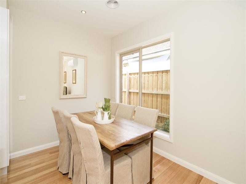 2/35 Santon Street, Greensborough VIC 3088