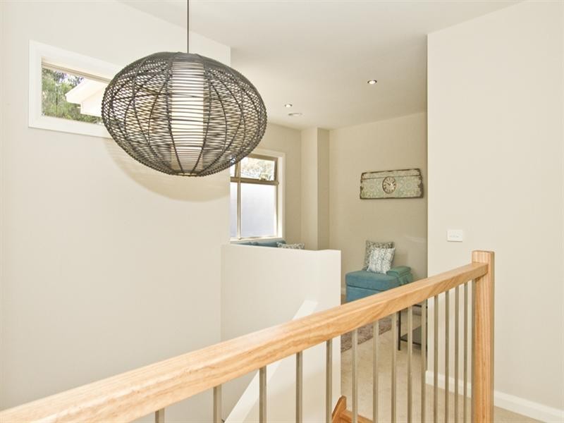 2/35 Santon Street, Greensborough VIC 3088