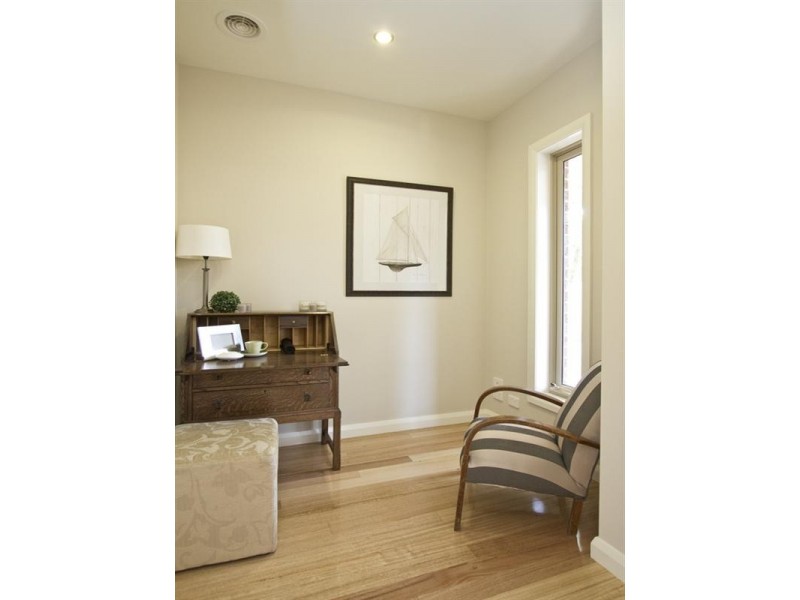 2/35 Santon Street, Greensborough VIC 3088