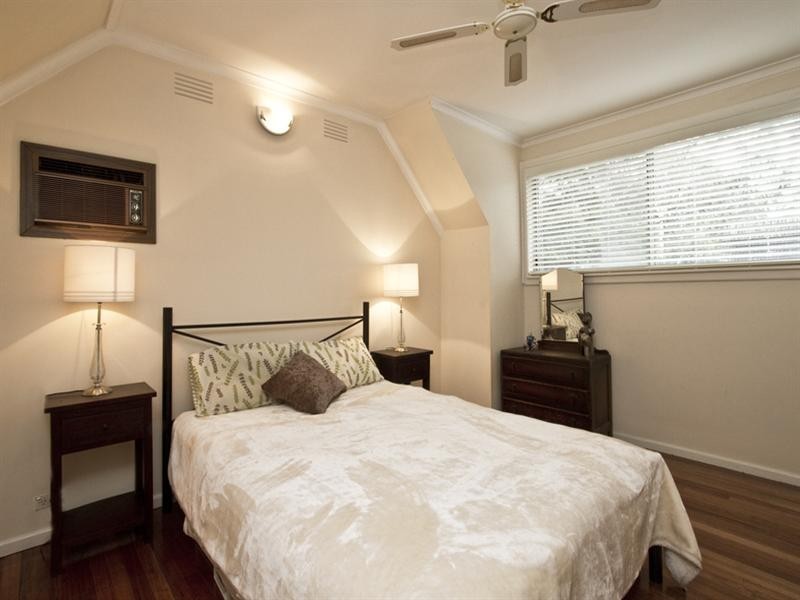 4/10 Fairview Grove, Watsonia VIC 3087