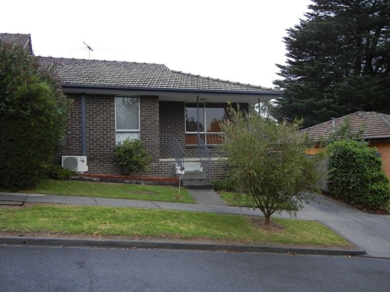 8/227-229 Nepean Street, Greensborough VIC 3088