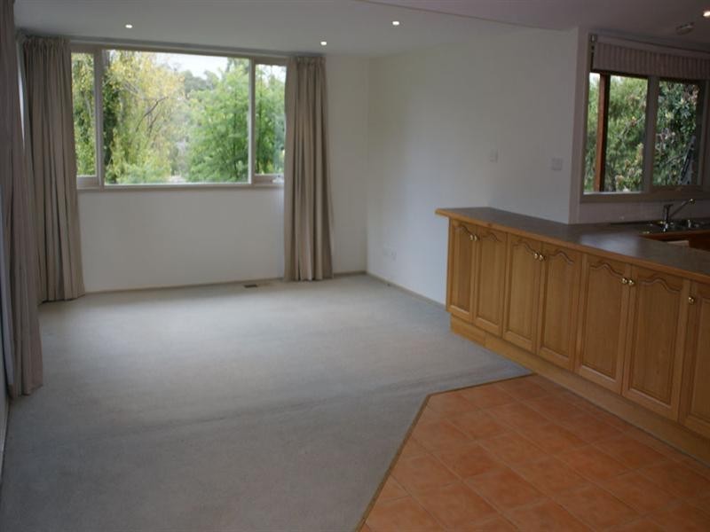 6 Girralong Court, Greensborough VIC 3088