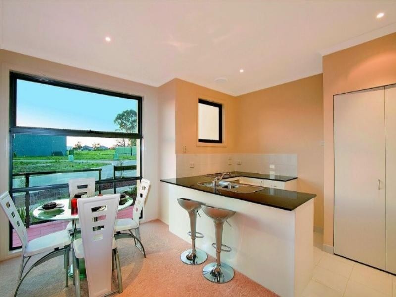 1C/20 Diamond Hills Drive, Greensborough VIC 3088