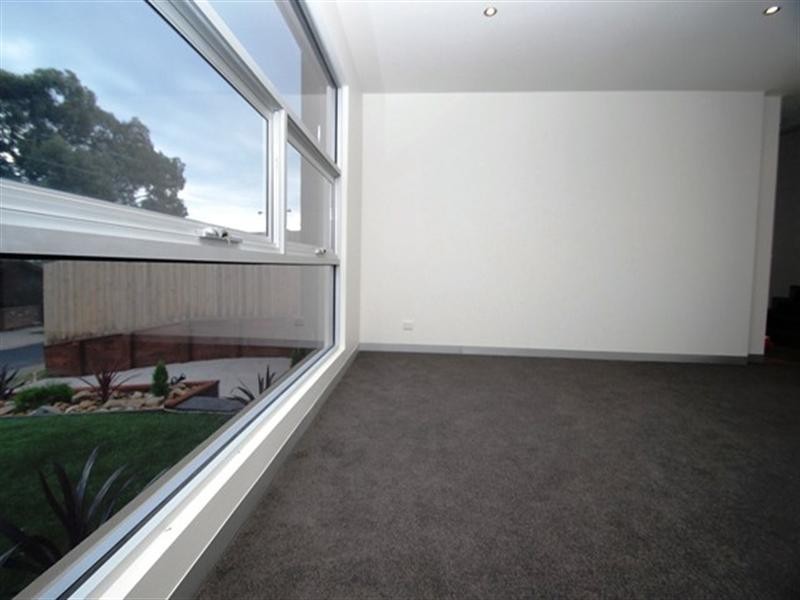 32A Williams Road, Briar Hill VIC 3088