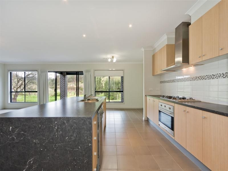 73 Everleigh Drive, Diamond Creek VIC 3089