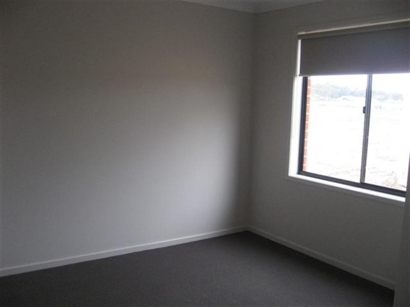 17 Breakwater Drive, Doreen VIC 3754