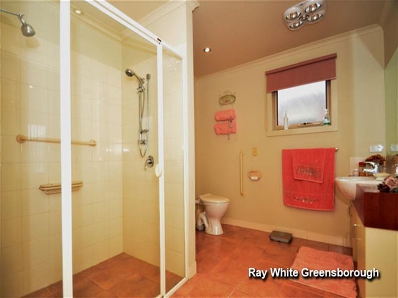 Roxburgh Park VIC 3064