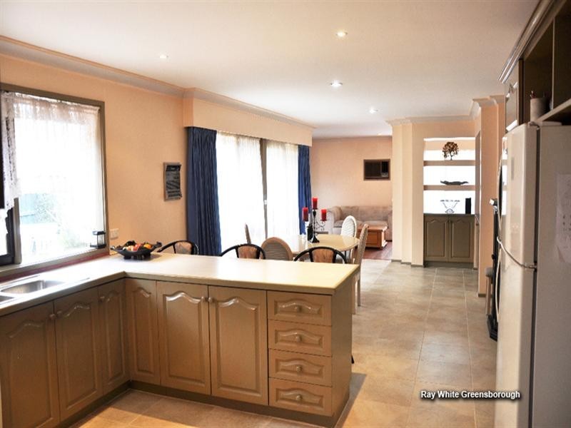 26 Blossom Park Drive, Mill Park VIC 3082