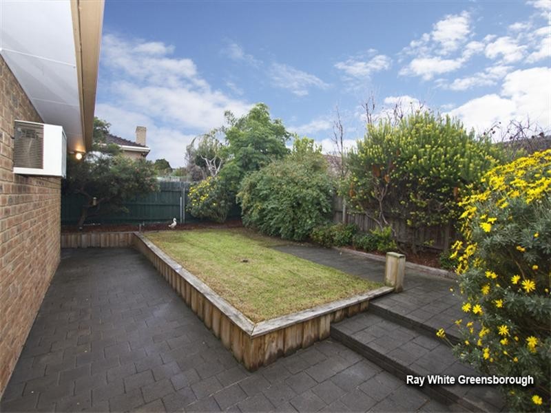 26 Blossom Park Drive, Mill Park VIC 3082